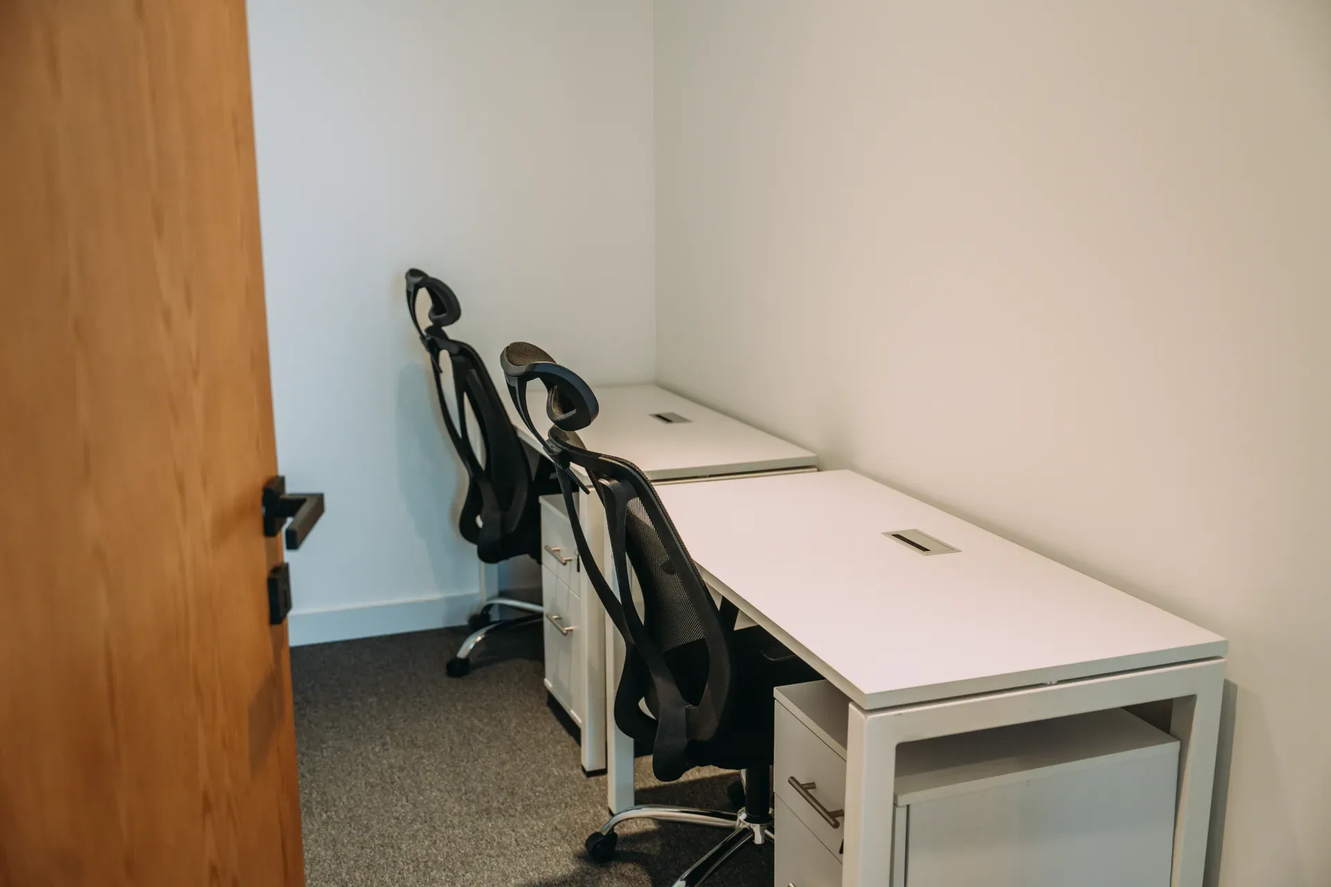 Regus Coworking Spaces — photo 8 of 8
