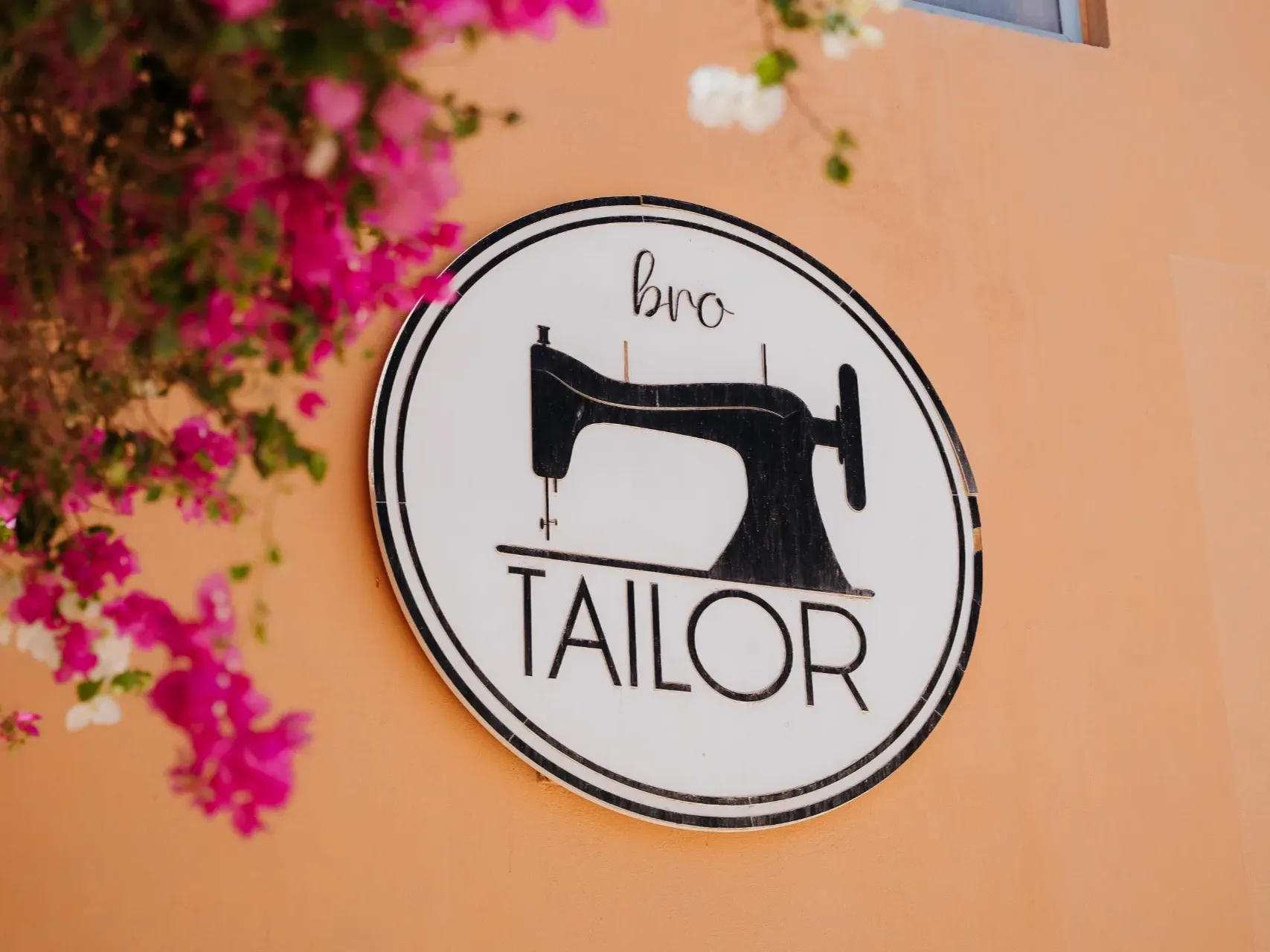 Bro Tailor — photo 1 of 5