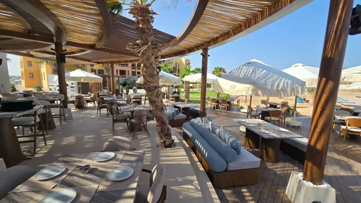 The Smokery Beach Bar & Restaurant — photo 1 of 4
